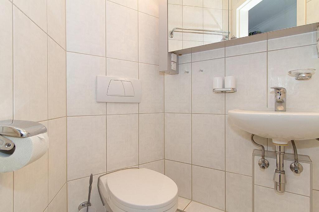 Apartmenthaus Atlantik Apartmenthaus Atlantik 213 Ostseebad Kühlungsborn Buitenkant foto